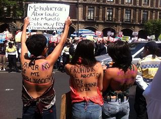 Manifestantes derecho aborto