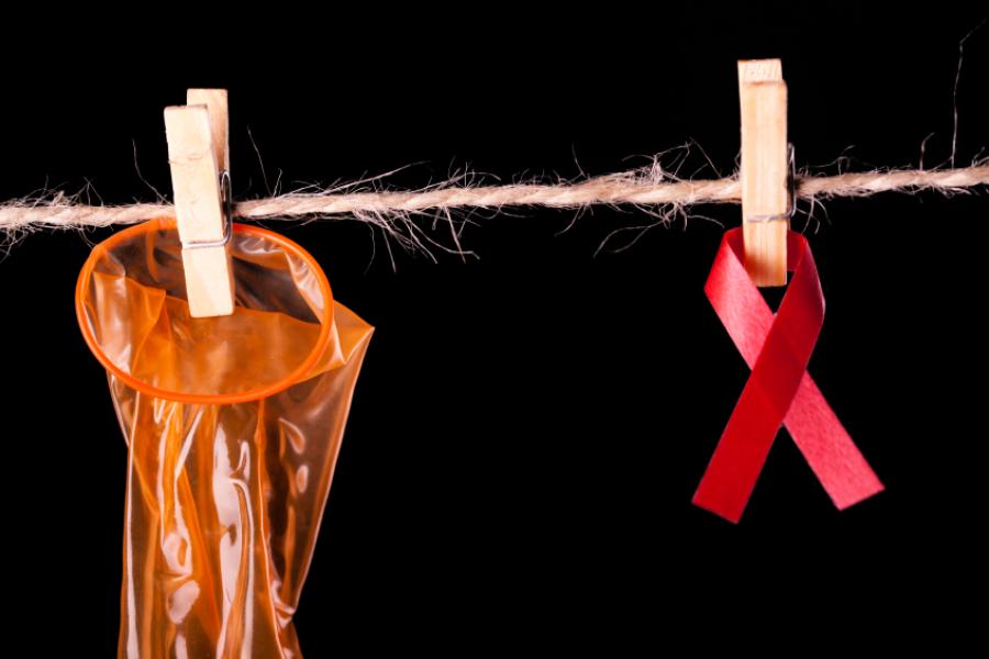 Cómo prevenir el VIH: protección, prevención y control